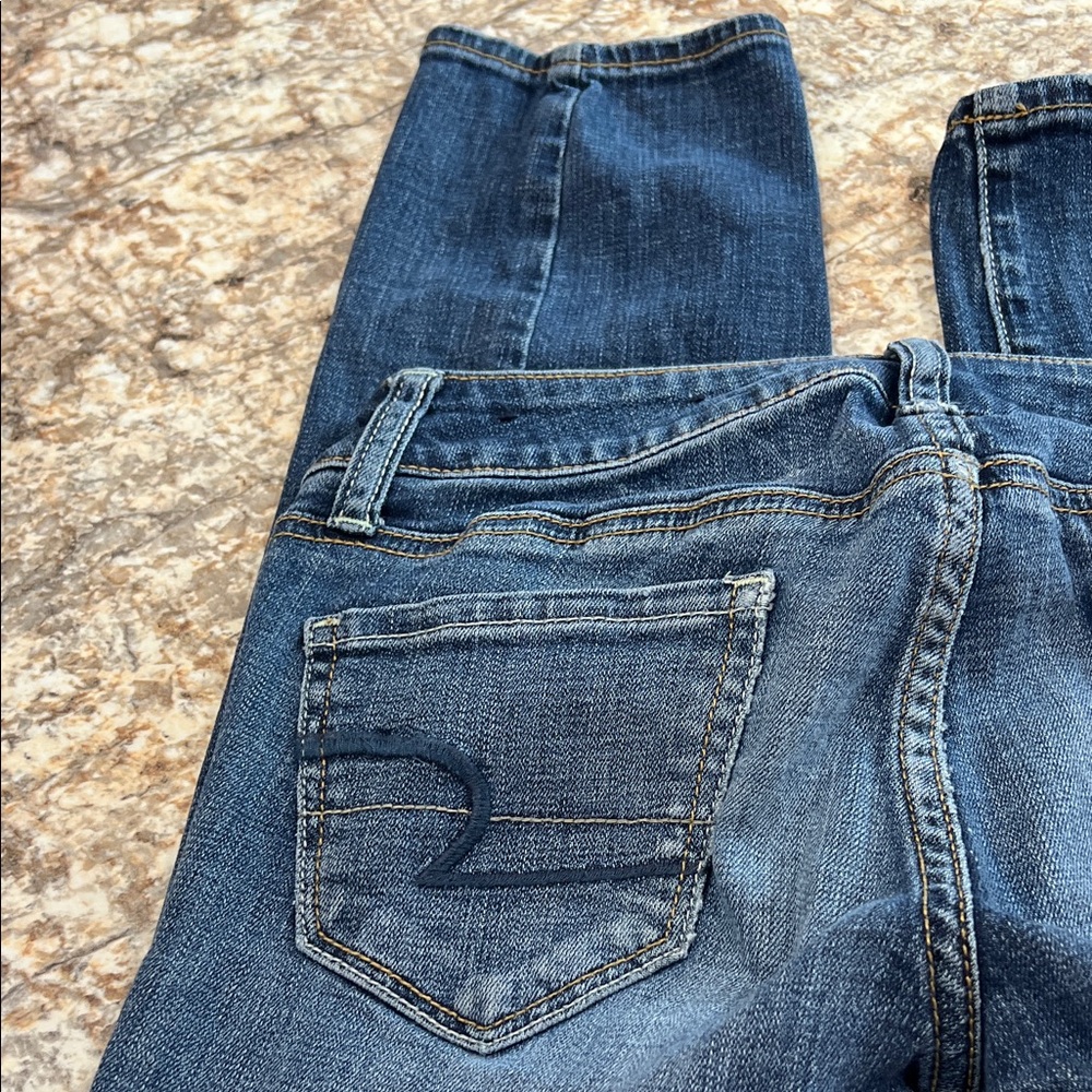 American Eagle Outfitters Classic Blue Straight Leg Jeans - Picture 6 of 7